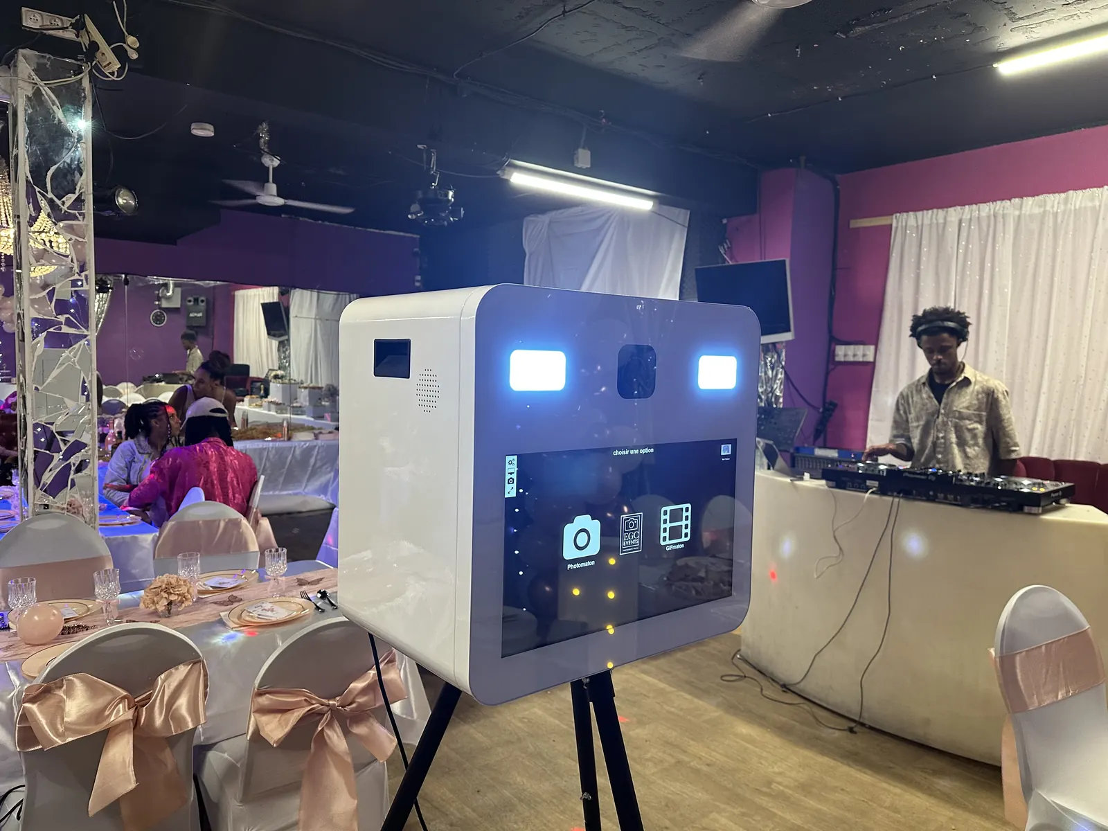 Écran d'accueil du photobooth lors d'une soirée